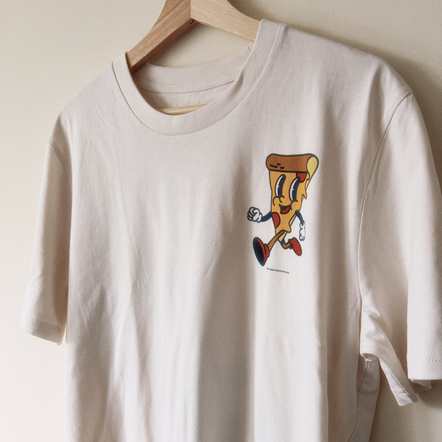 Pizza T-Shirt | Unisex T-shirt | Retro Graphic | 100% Organic Cotton